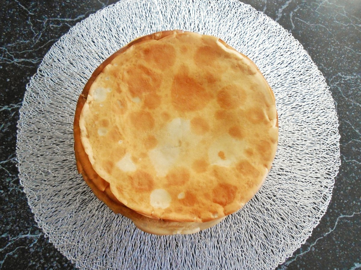 Блинчики на столе