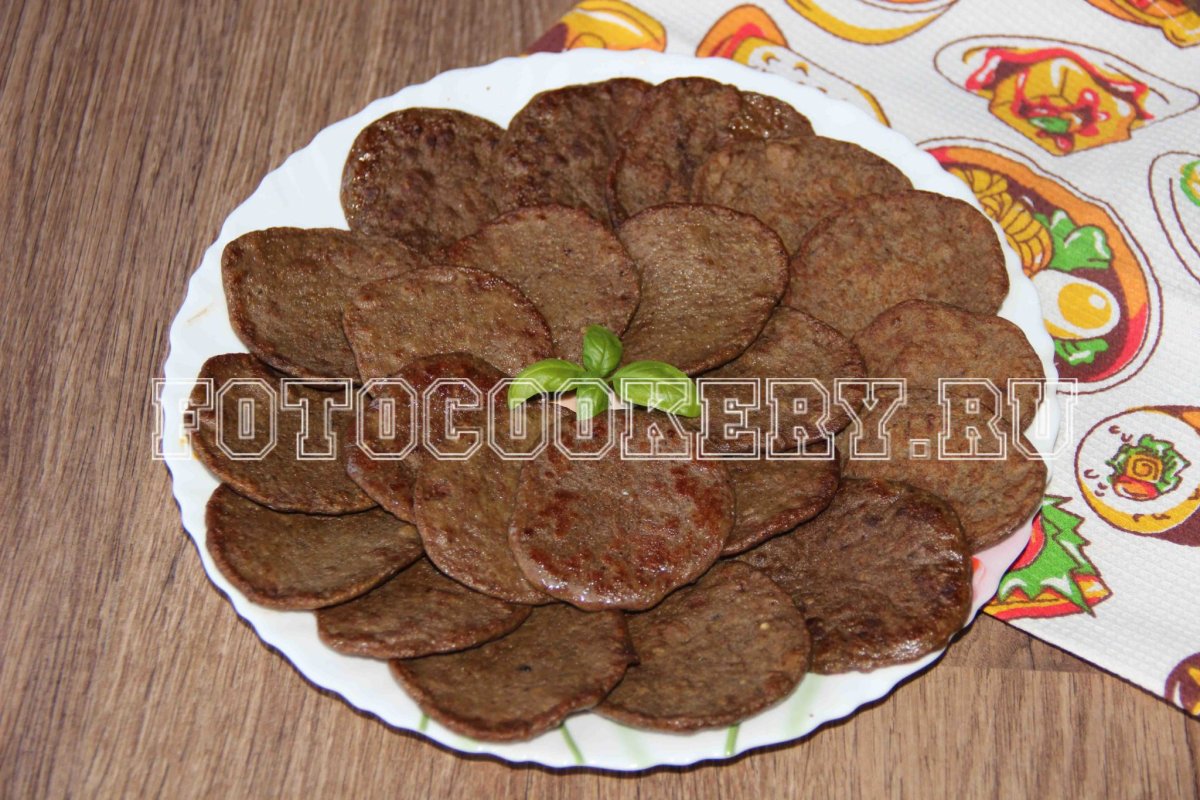 Торт из печеночных оладьев