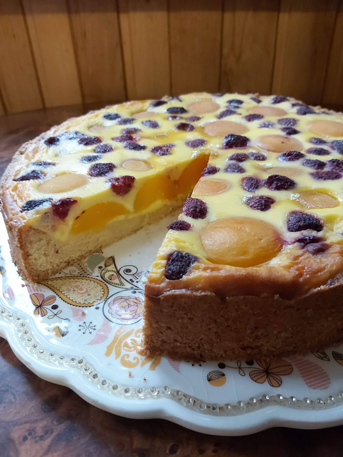 Вкусный яблочный пирог на кефире