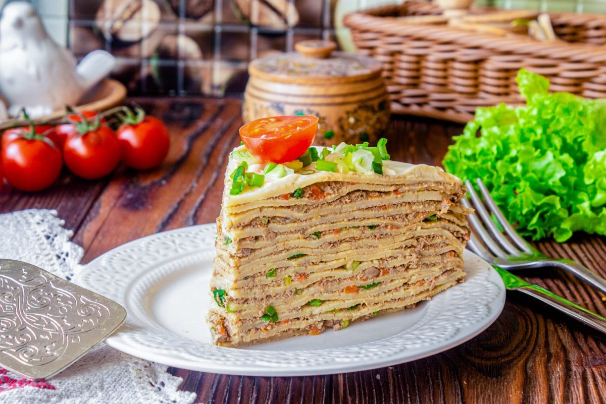 Блинчатый пирог с грибами