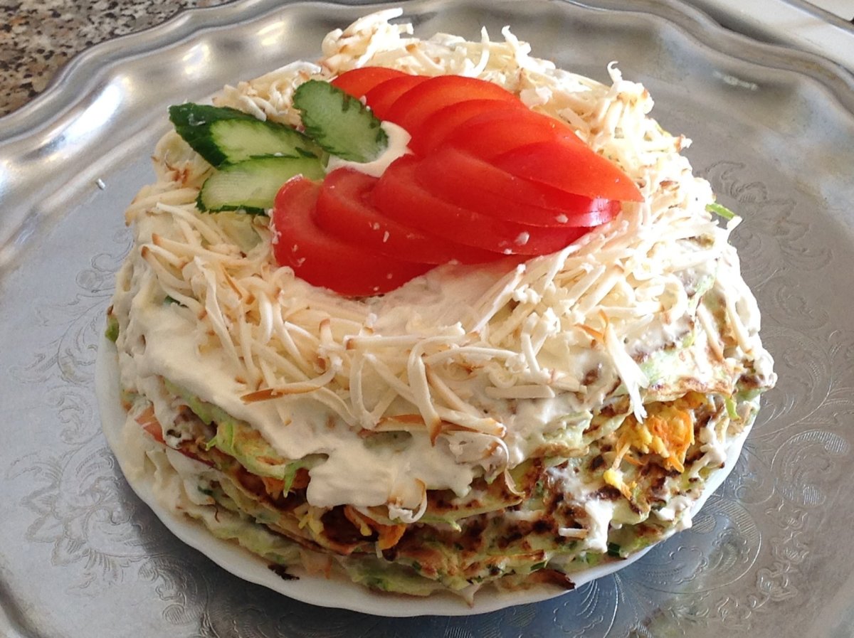 Блинчатый пирог с грибами
