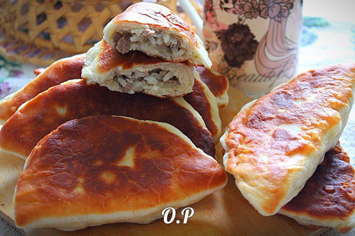Картофельные пирожки с грибами