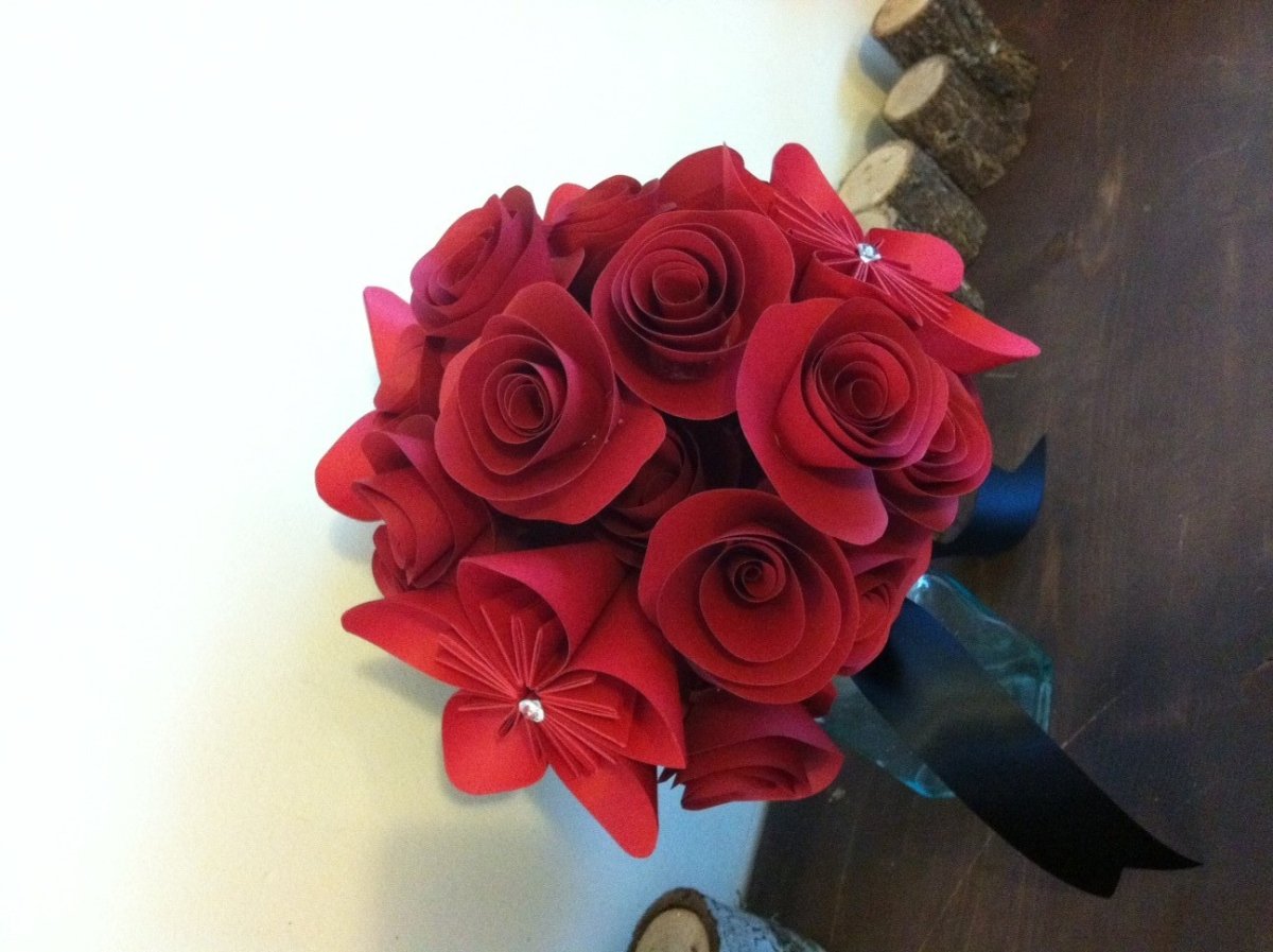 Paper Roses Wight