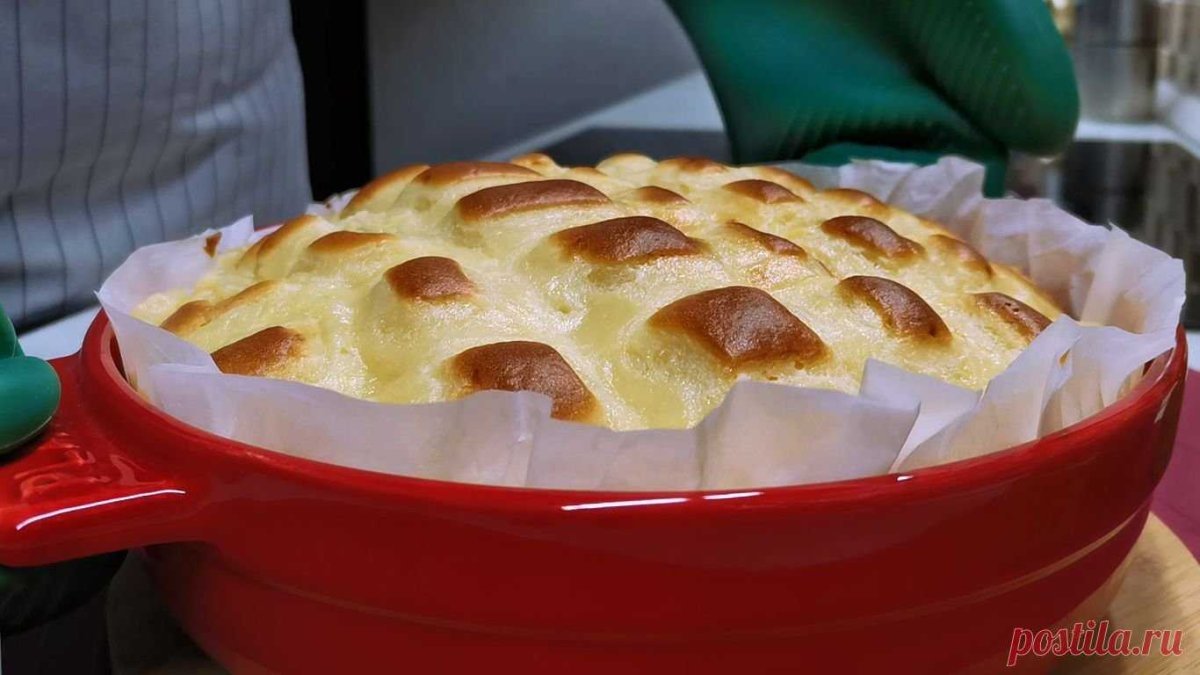 Пирог шарлотка с яблоками
