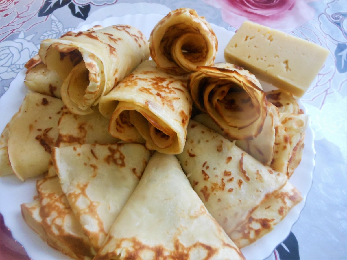 Сырные блинчики с зеленью