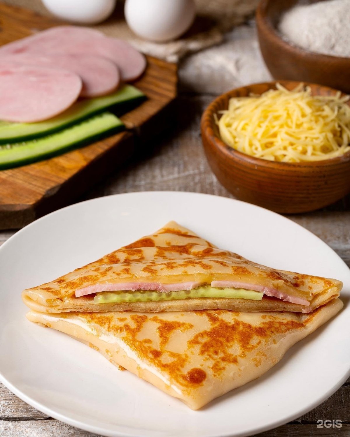 Блины с ветчиной и сыром