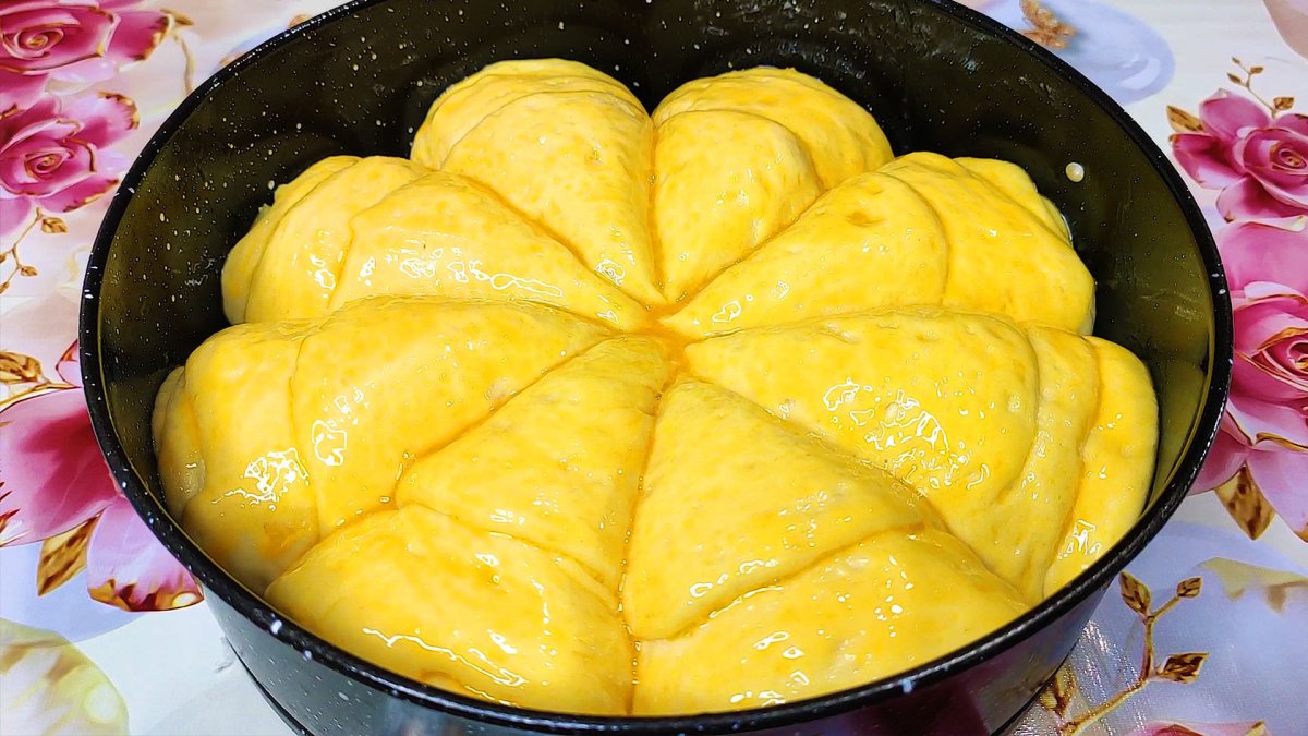 Вишневый пирог из дрожжевого теста