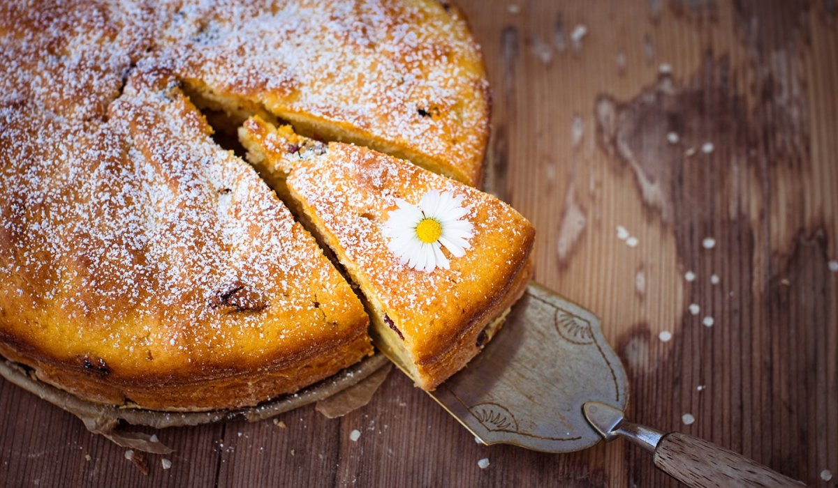 Шарлотка с яблоками