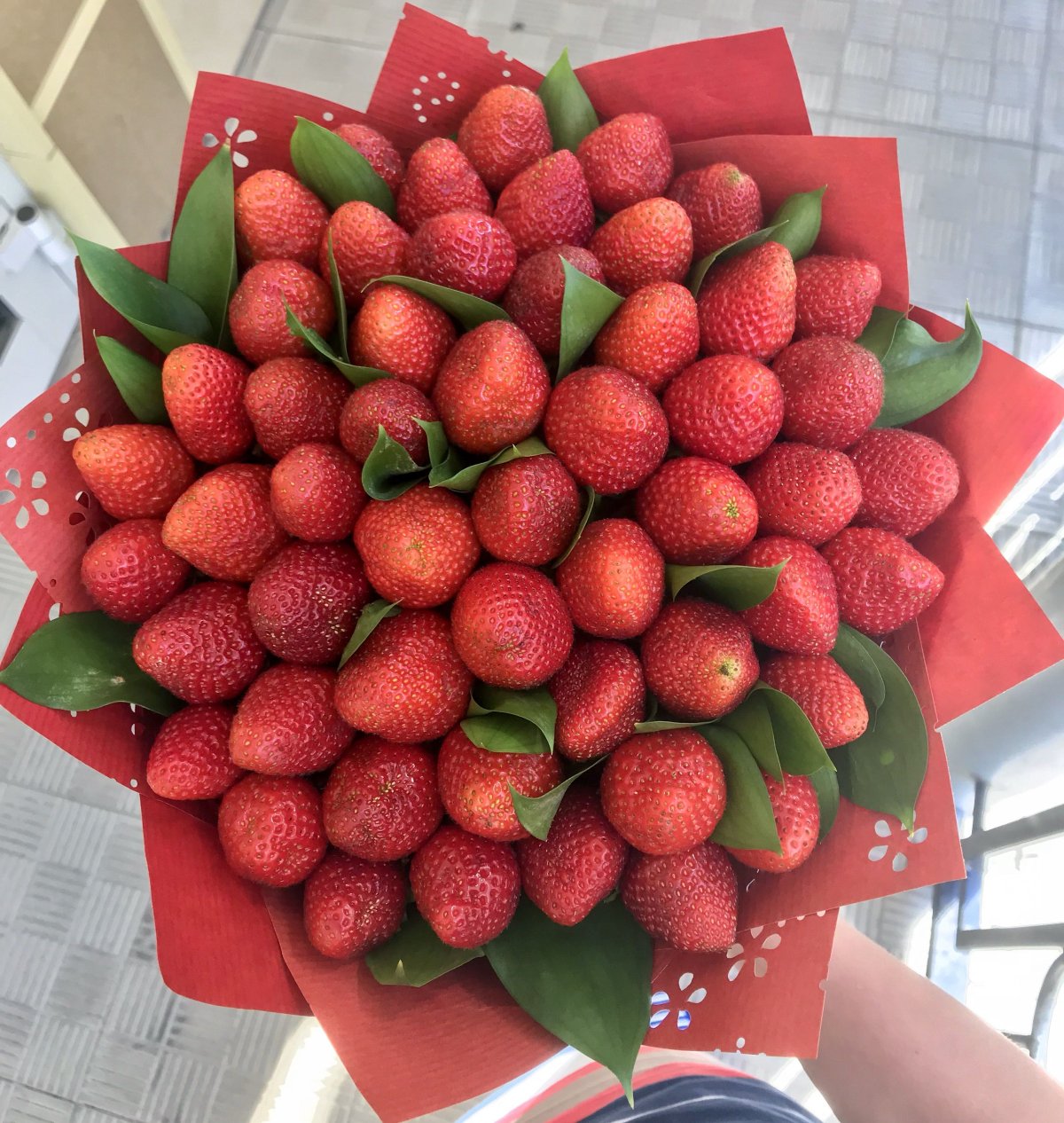 Букеты из ягод в кульках