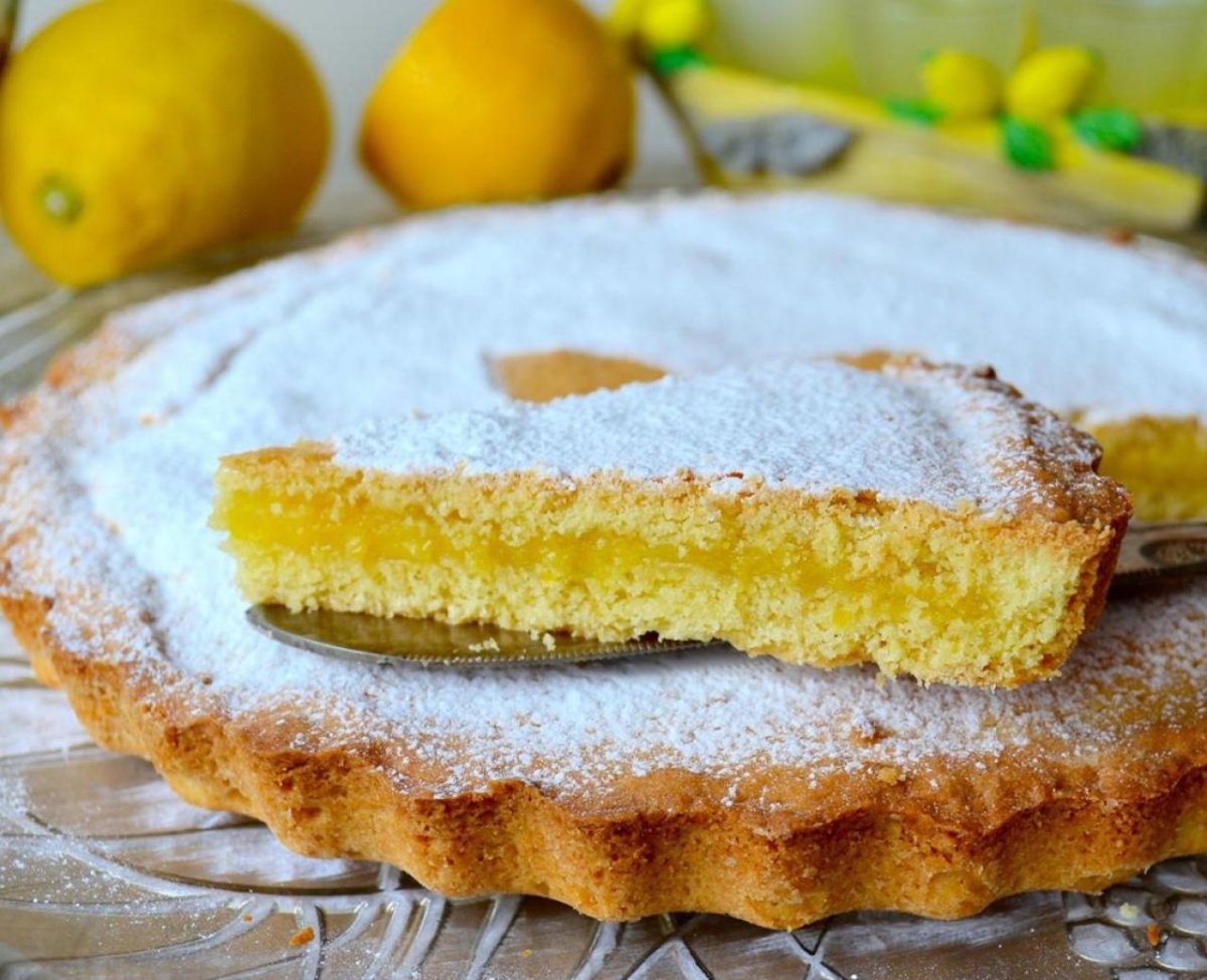 Пирог лимонник классический
