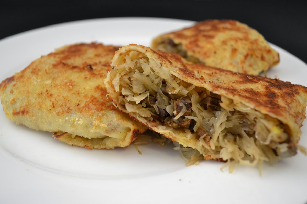 Хычин с сыром и зеленью