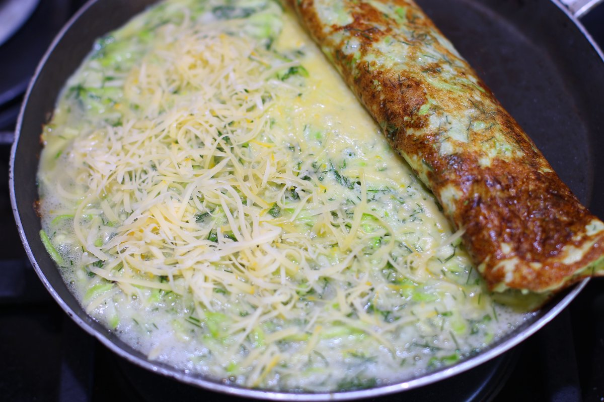 Заливной пирог с кабачками