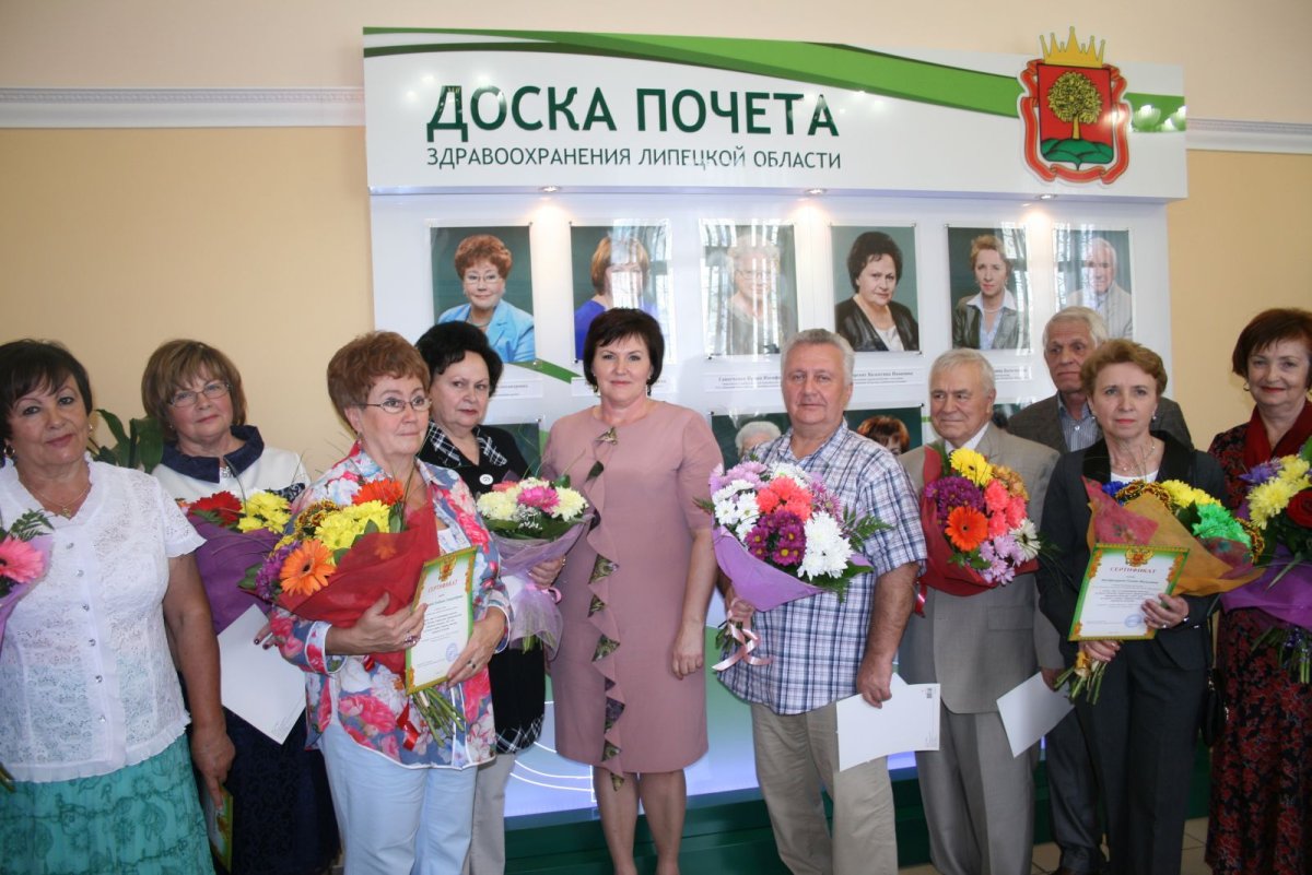 Как выбрать свежие цветы