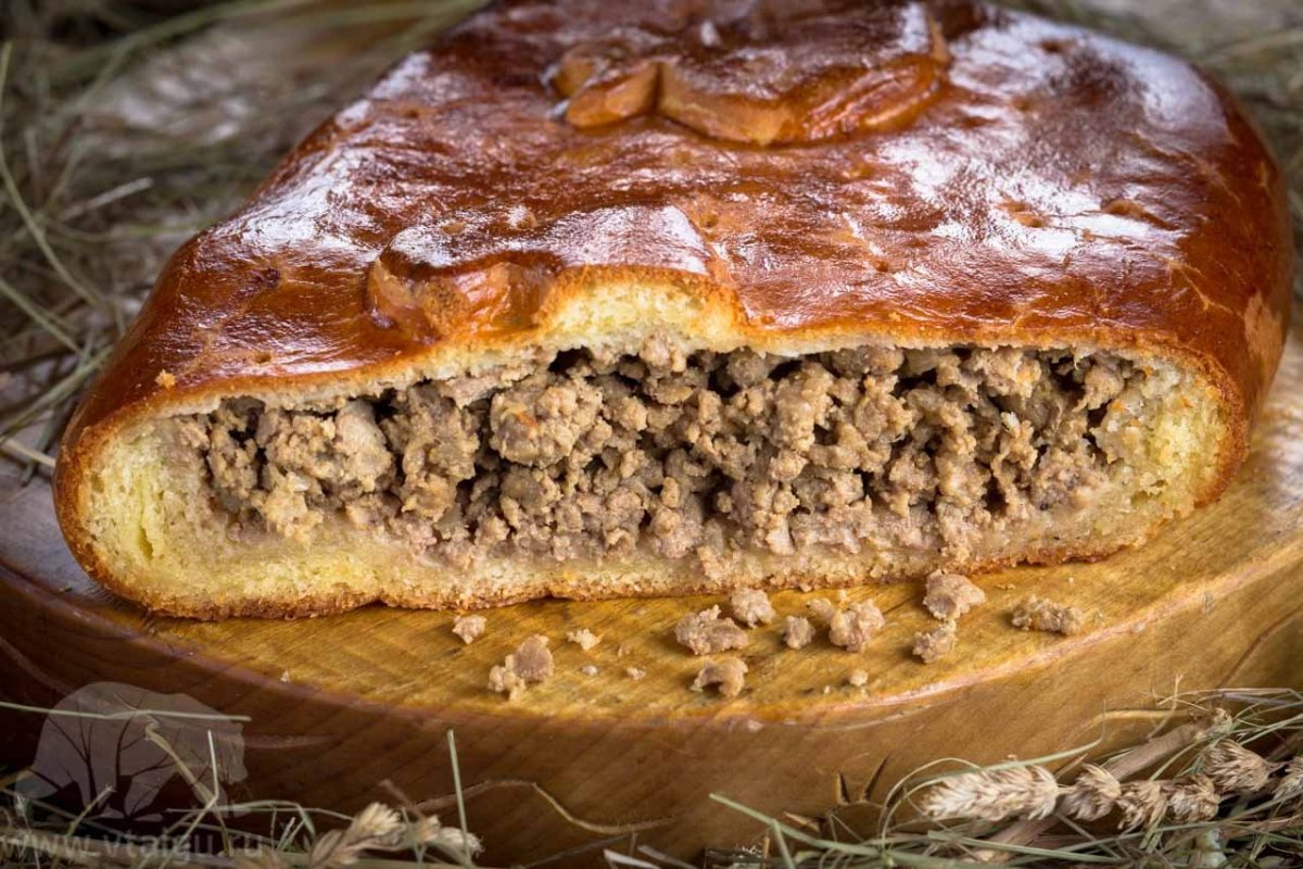 Пирог с мясом