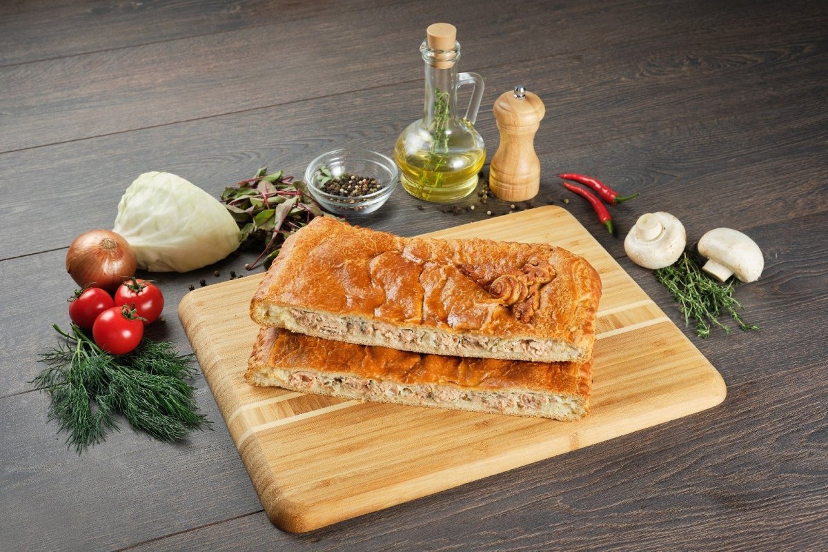 Сытные пироги из слоеного теста