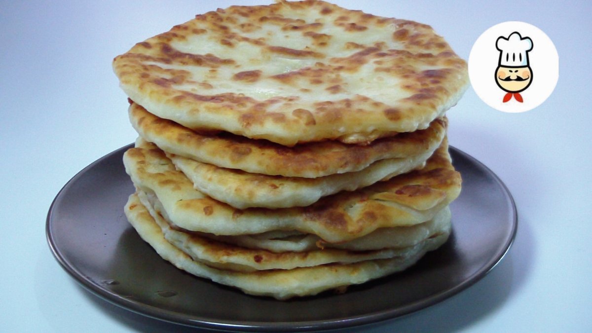 Лепёшки на кефире с сыром сулугуни