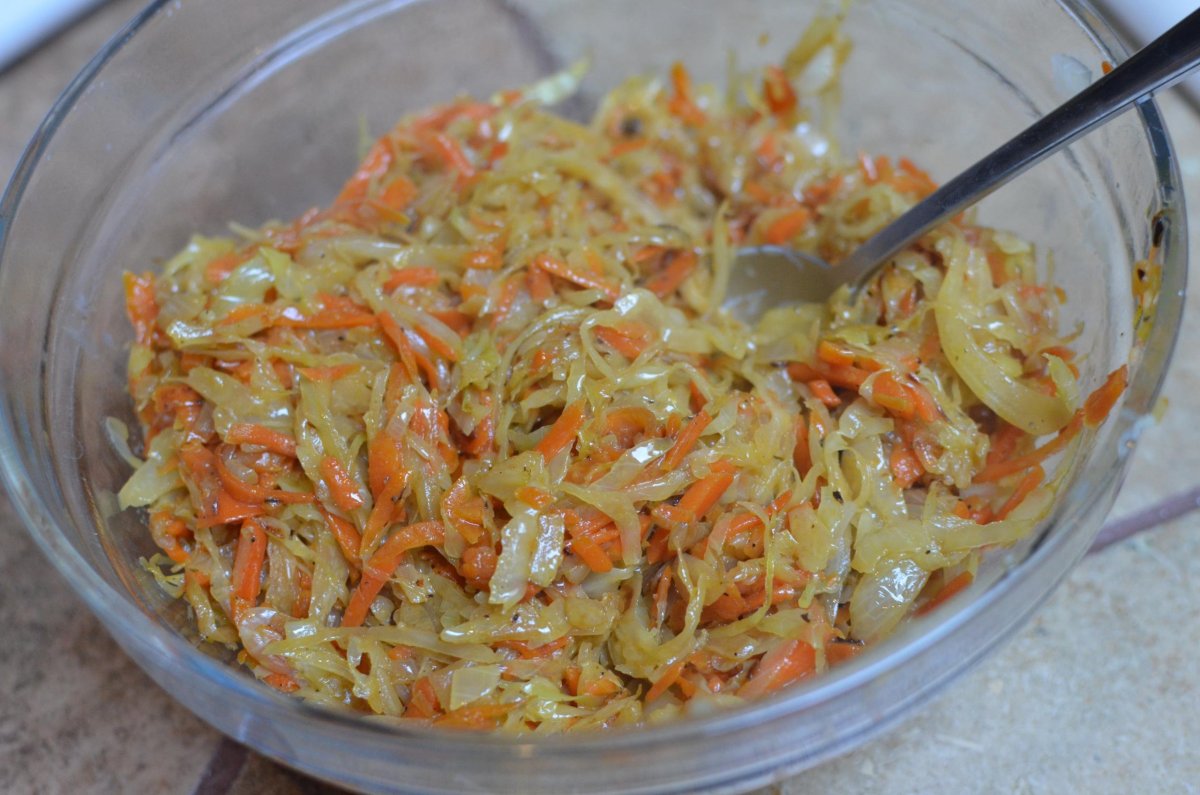 Пирог с капустой и морковкой