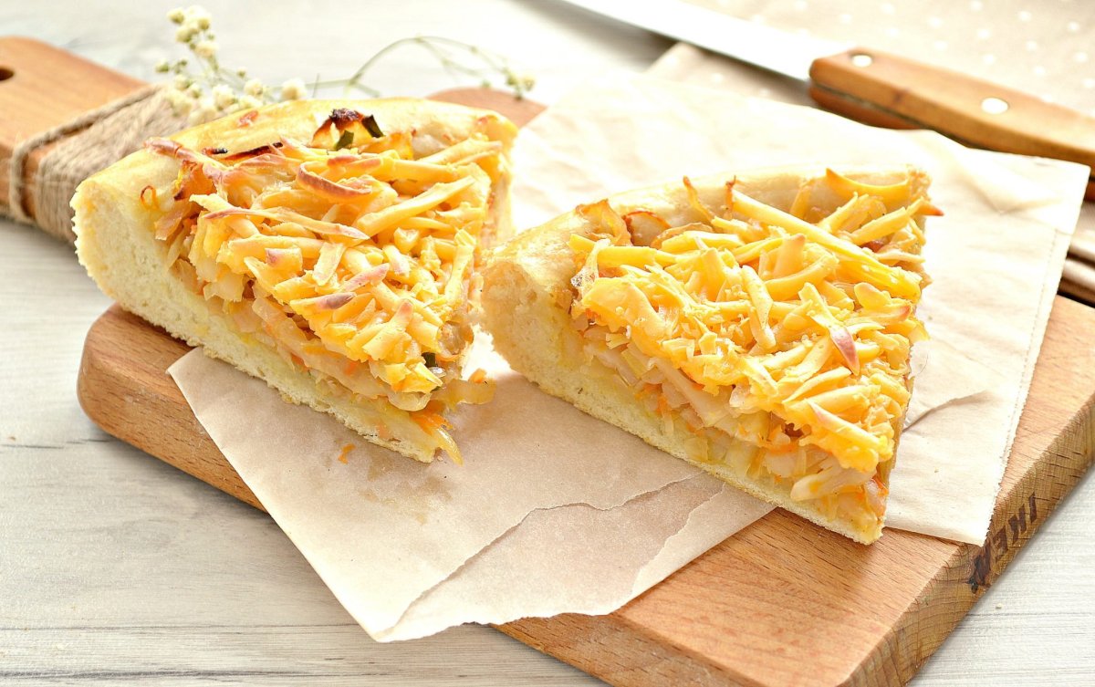 Слойки с капустой