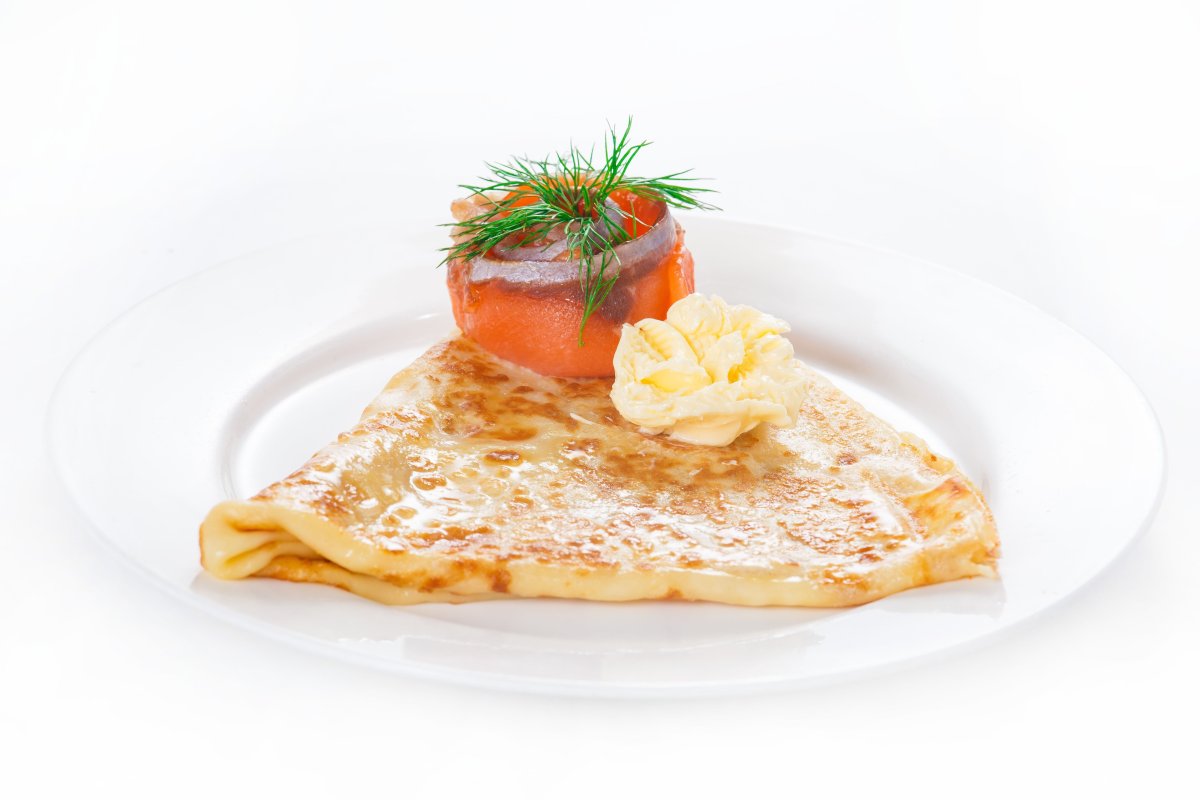 Блины с мясной начинкой