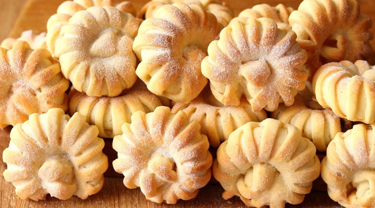 Булочка с корицей