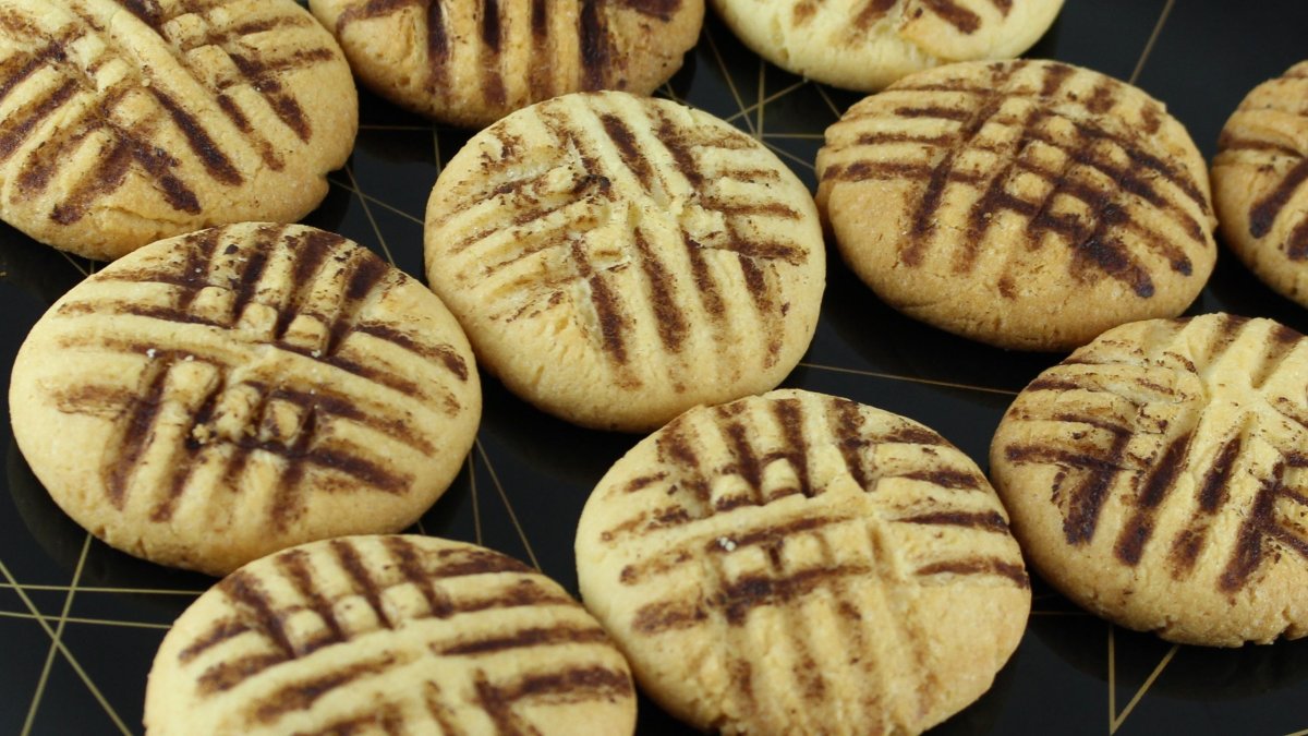 Песочное печенье с грецкими орехами