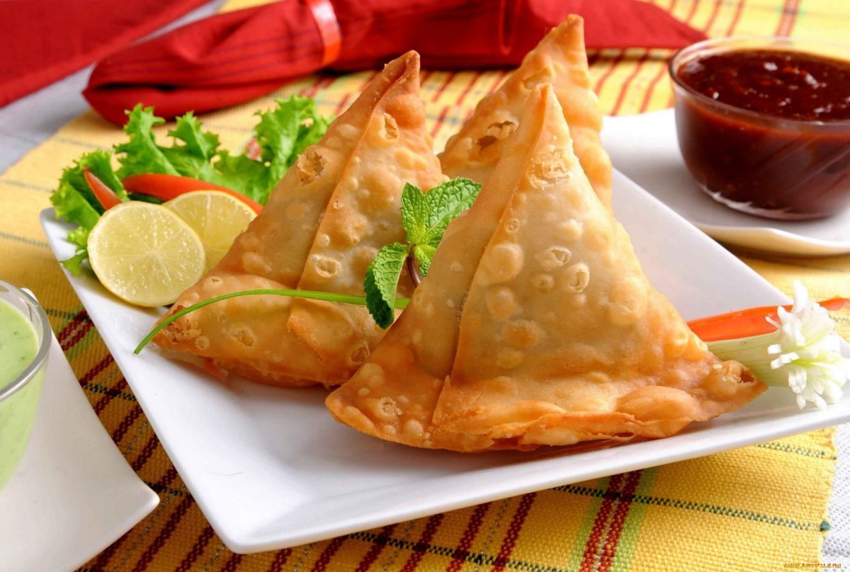 Самоса (indian Samosa).