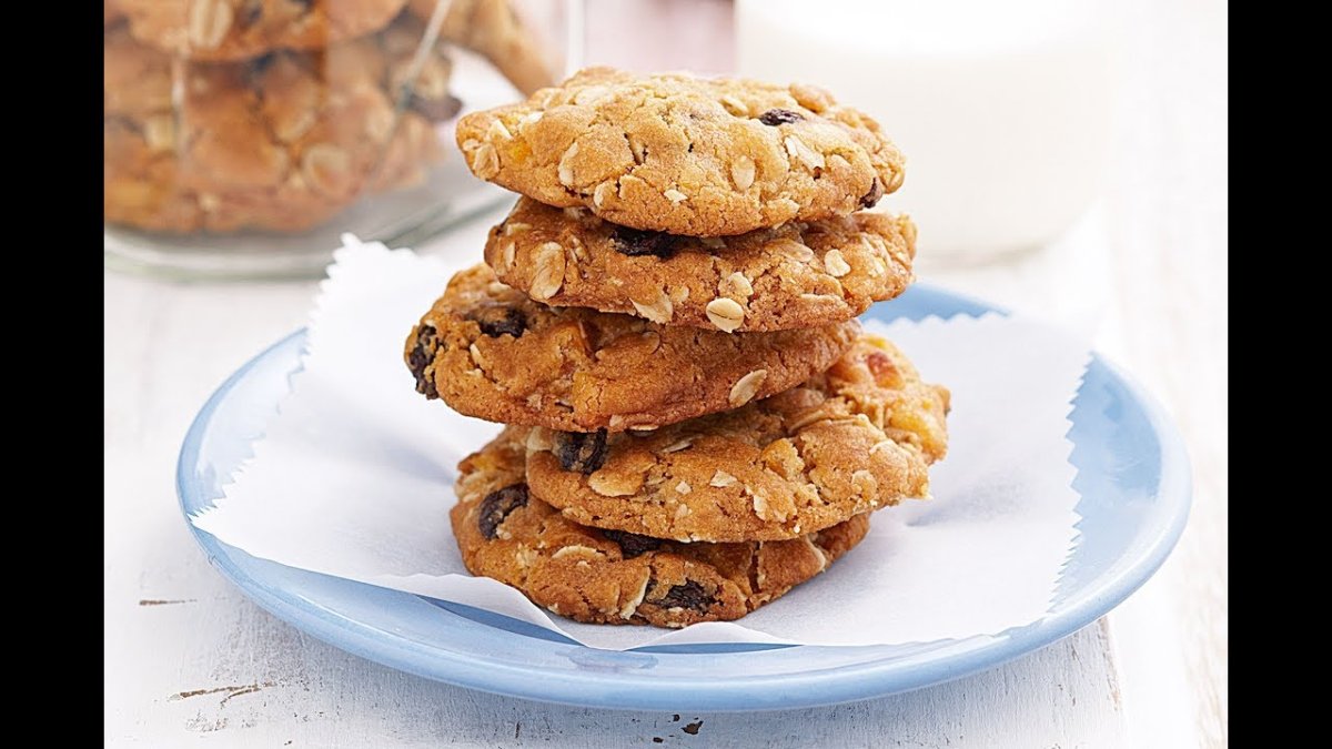 Кукис Геркулес с изюмом