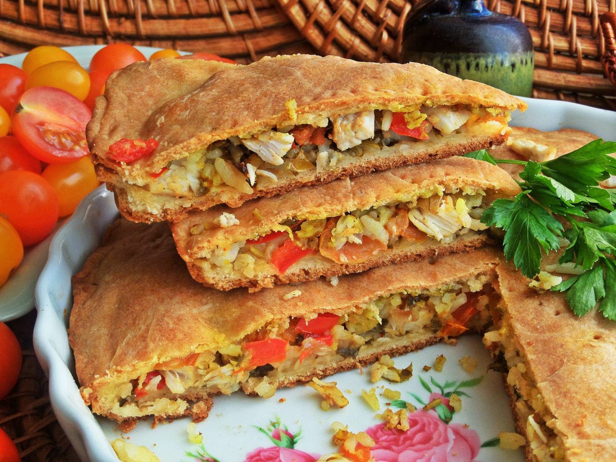 Мясной пирог с курицей