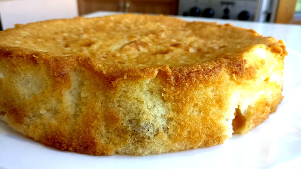 Горячий молочный пирог