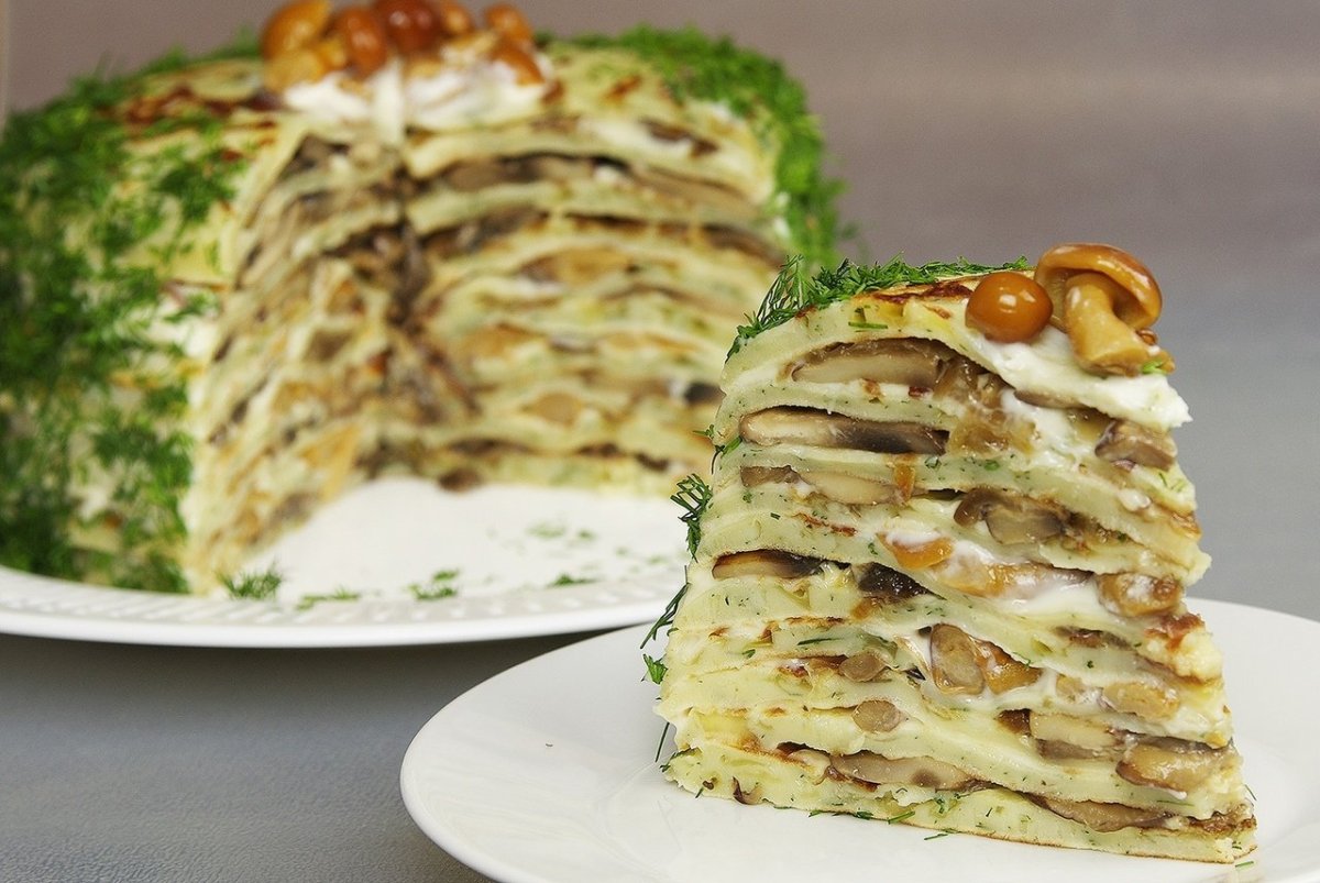 Розочки из блинов