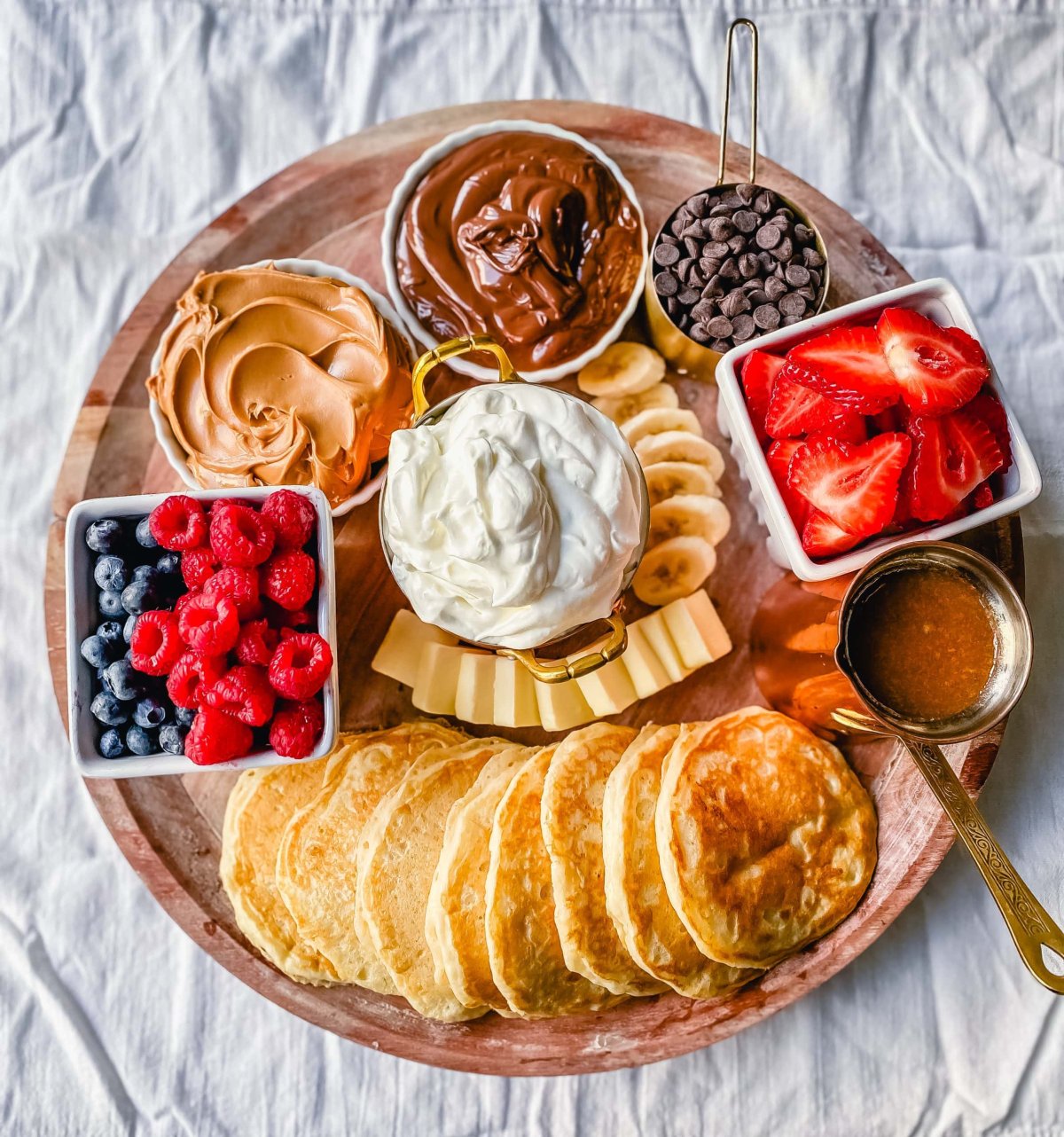 Чай с блинчиками
