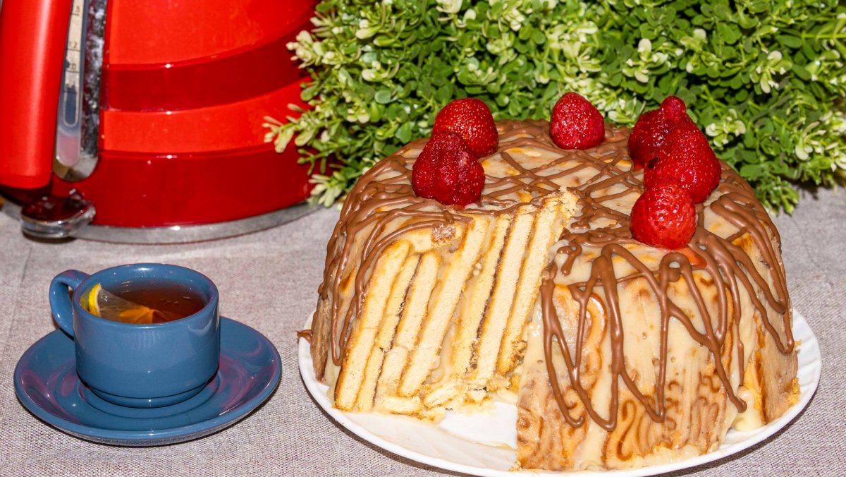 Пирожное со сгущенкой