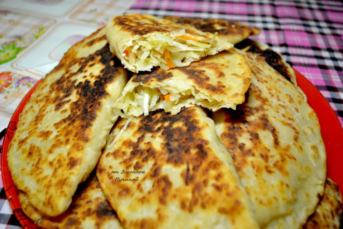 Сырные лепешки с начинкой