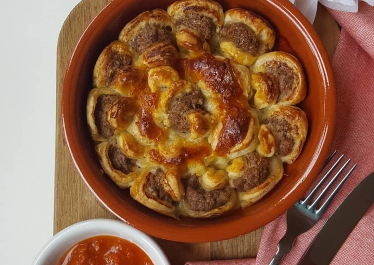 Мясной пирог Хризантема