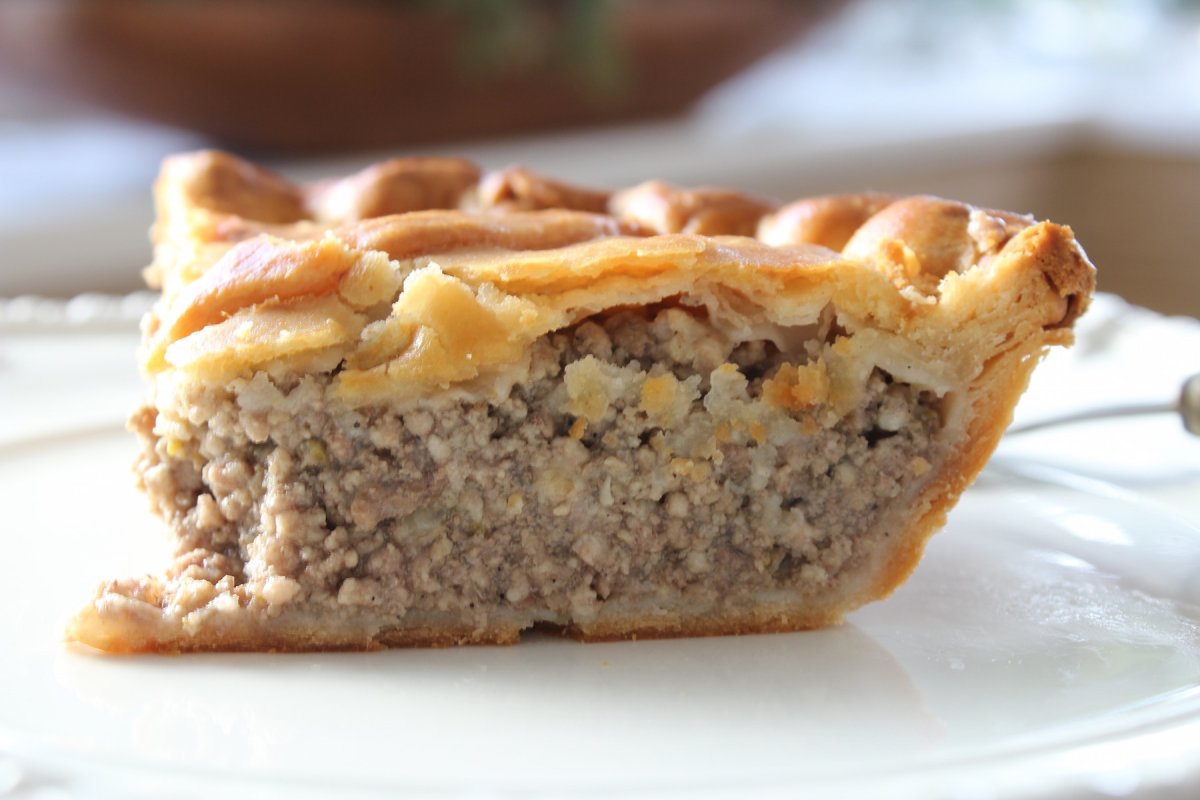 Мясной пирог в духовке