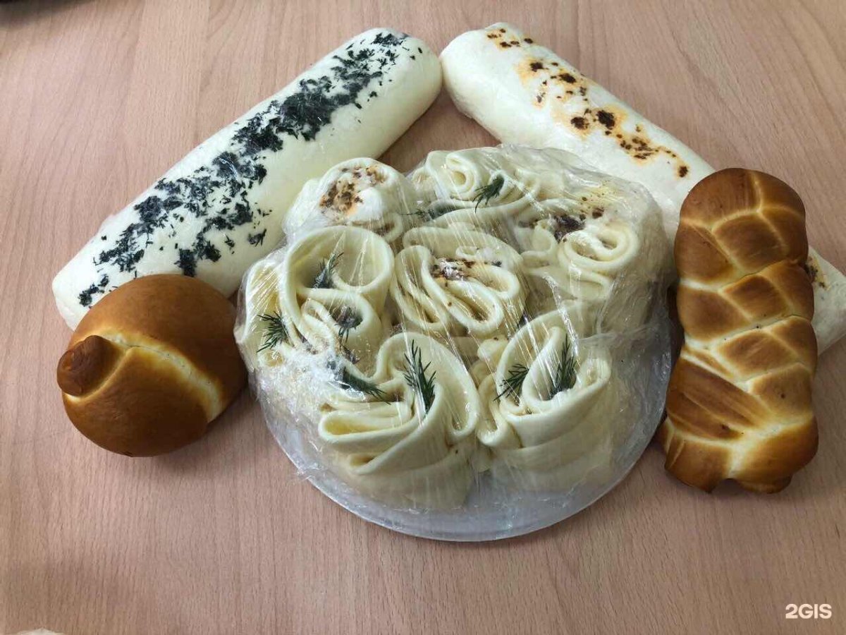 Сырные лепешки сулугуни