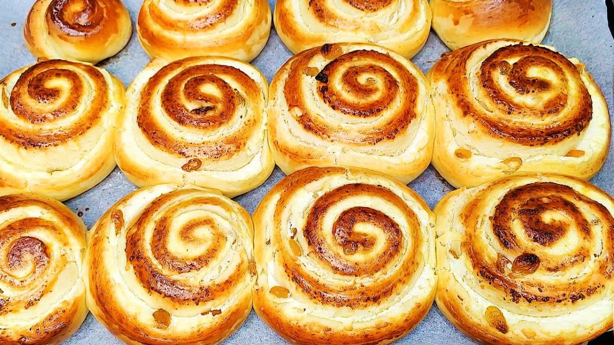 Булочки розы