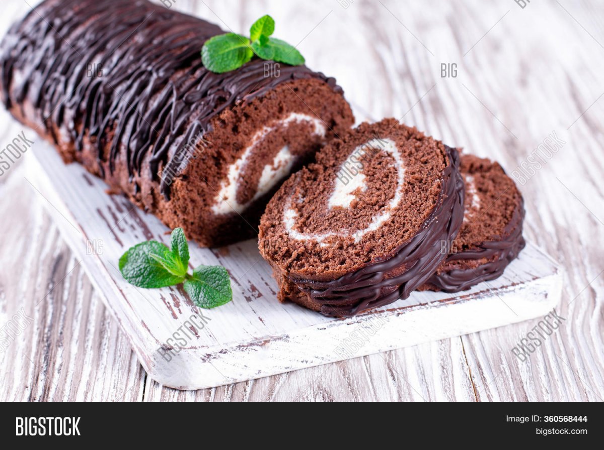 Пирожное рулет чешский