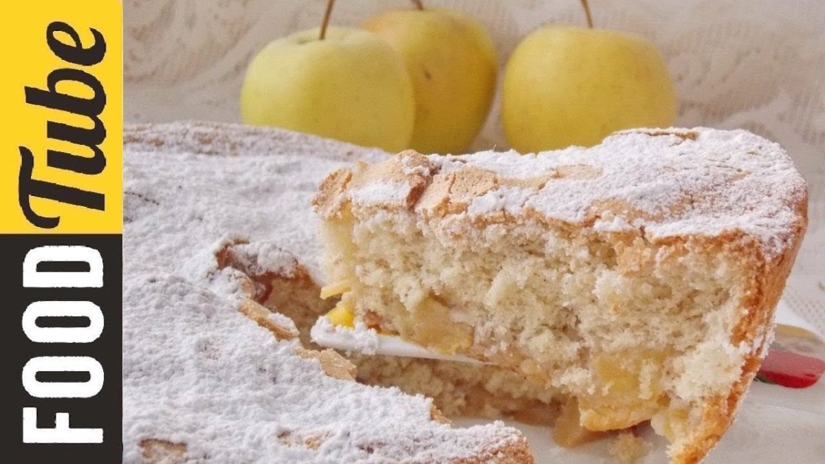 Пирог шарлотка с яблоками