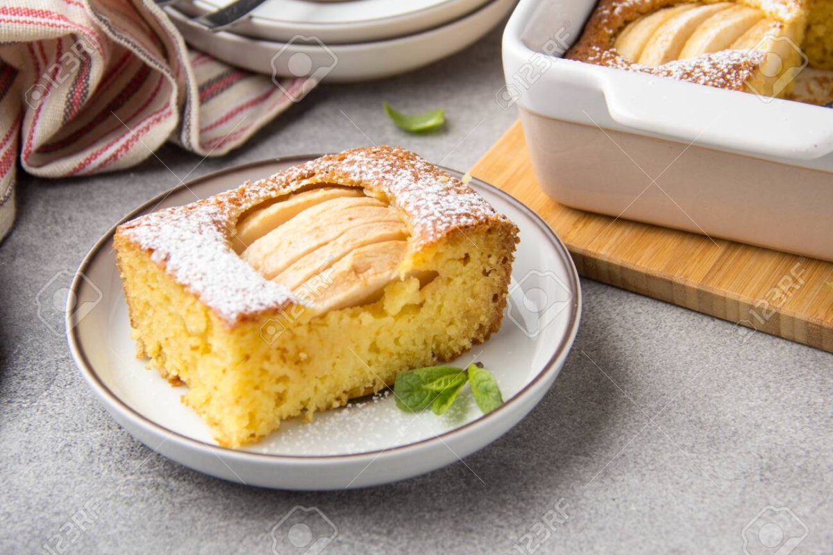 Кукурузный пирог с яблоками