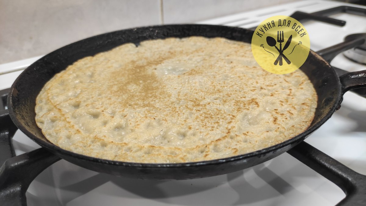 Обжарить курицу с луком