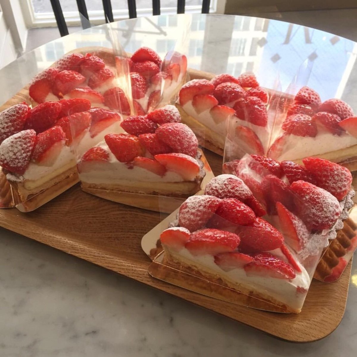 Печенье с клубникой