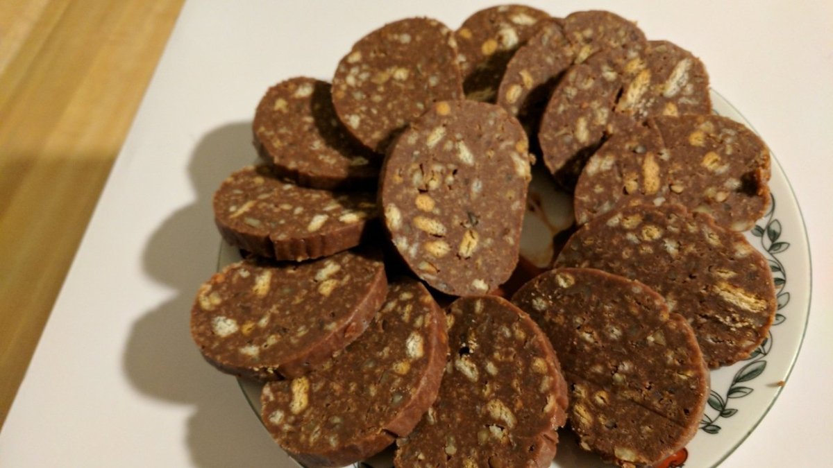 Колбаса из печенья