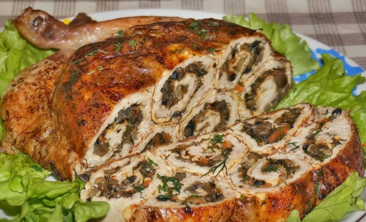 "Рулет куриный с чесноком" Омский бекон