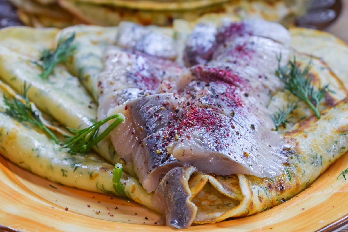 Блинчики с шпинатом и грибами