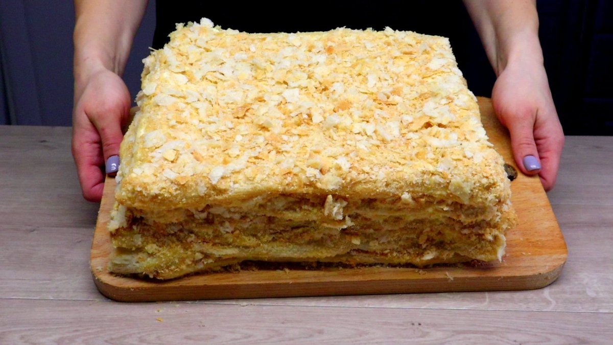 Пироги с мясом из слоеного теста