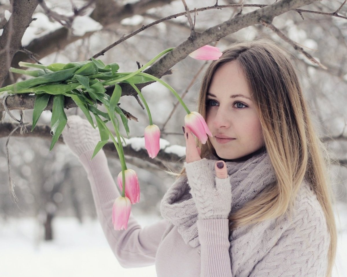 Фотосессия с тюльпанами на улице