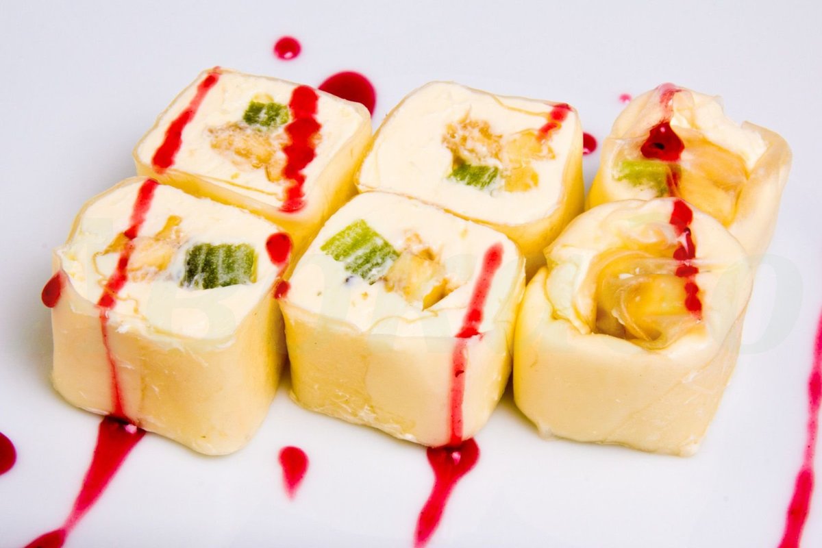 Блинчики с творогом и вишней