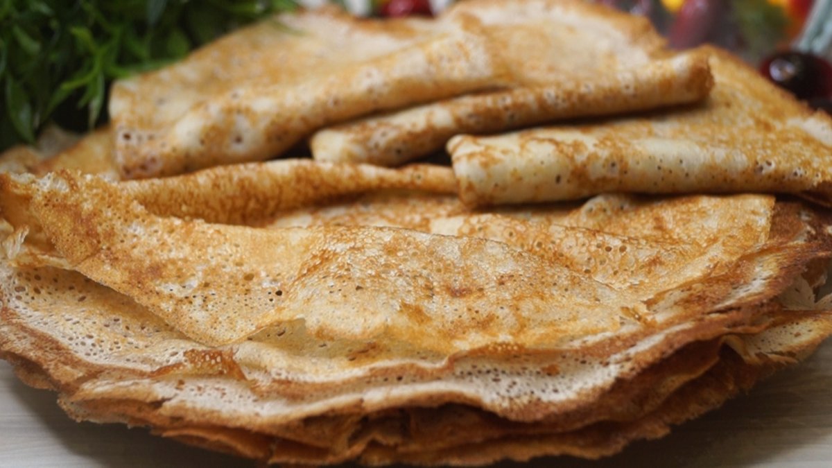 Вкусные блины на молоке с дырочками