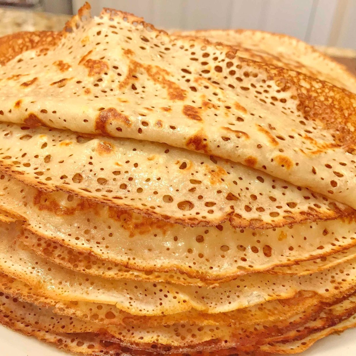 Мягкие тоненькие блинчики на молоке с дырочками